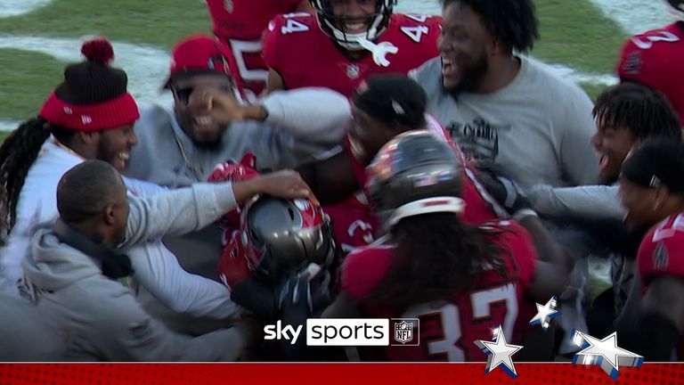 达球场迎接 达球场迎接