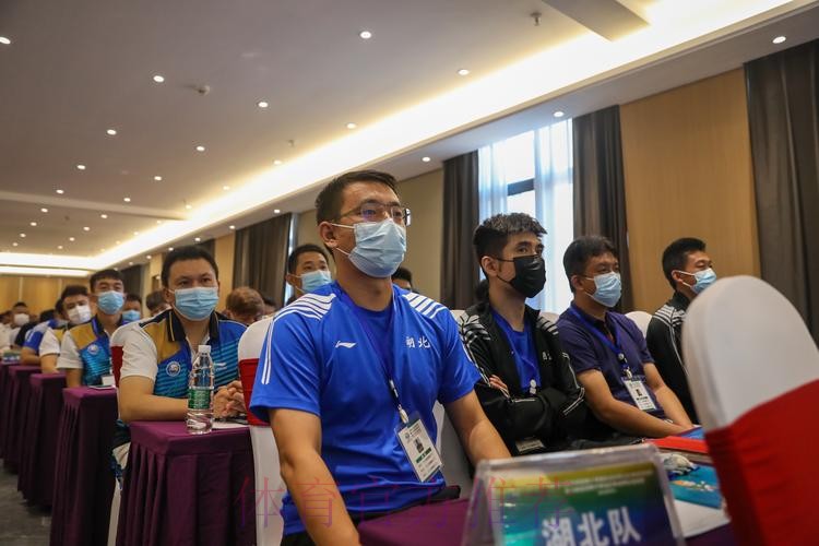 全运会群众组五人制男子企事业组比赛在湖北宜昌举行